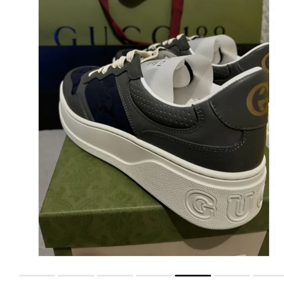 Men Gucci sneaker, color gray and blue - Picture 2 of 6